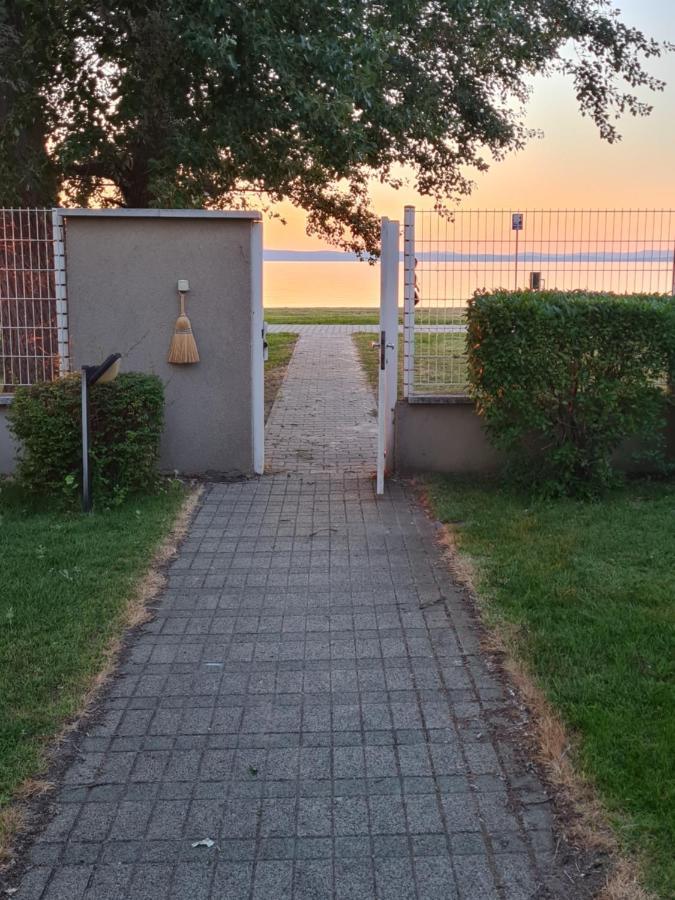 Eda Beach Apartman Σίοφοκ Εξωτερικό φωτογραφία